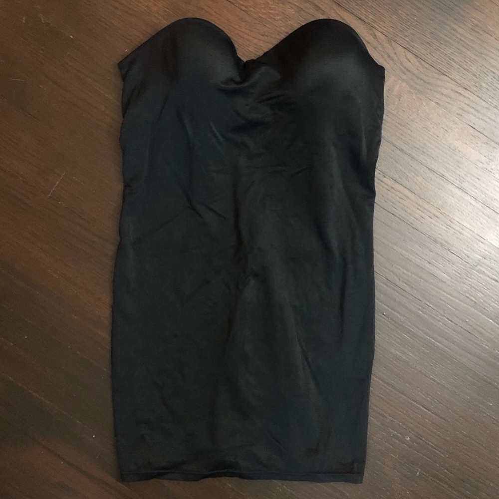Flexees Strapless Shapewear. Black. 36C. Undergarment Shaping Slip.